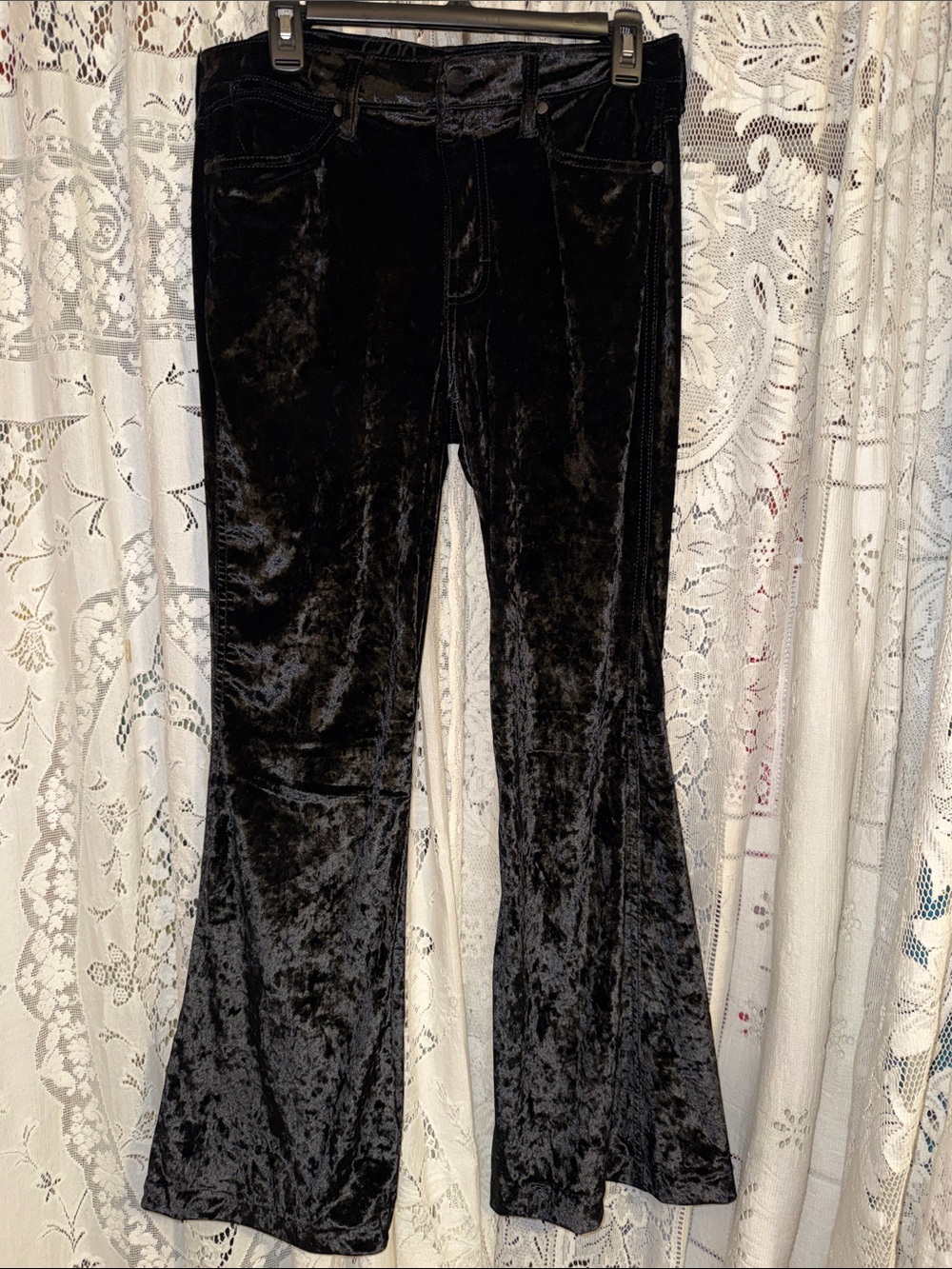 Wrangler retro Black Velvet Flare Pants